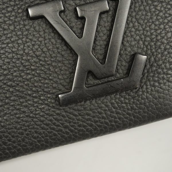 7 Louis Vuitton Aerogram Takeoff Messenger Noir