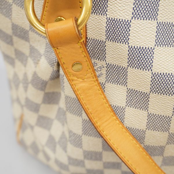 7 Louis Vuitton Tote Bag Damier Azur Evora MM Beige