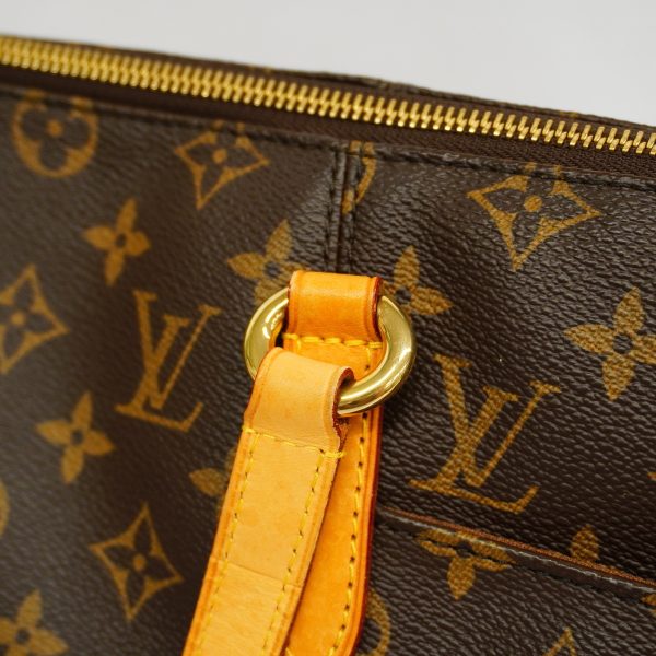 7 Louis Vuitton Tote Bag Monogram Totally PM