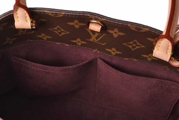 7 Louis Vuitton Montaigne MM Monogram Shoulder Bag