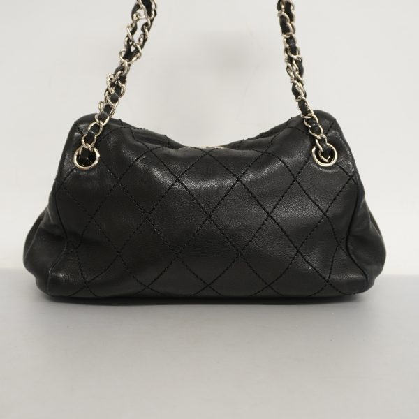 8 Chanel Handbag Matelasse Lambskin Black