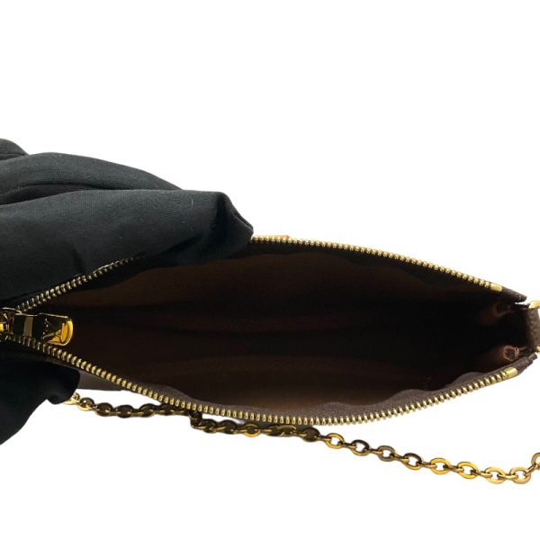 8 Louis Vuitton Multi Pochette Accessoire Monogram Shoulder Bag