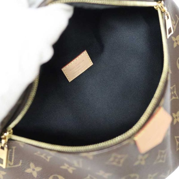 8 Louis Vuitton Bum Bag Body Bag