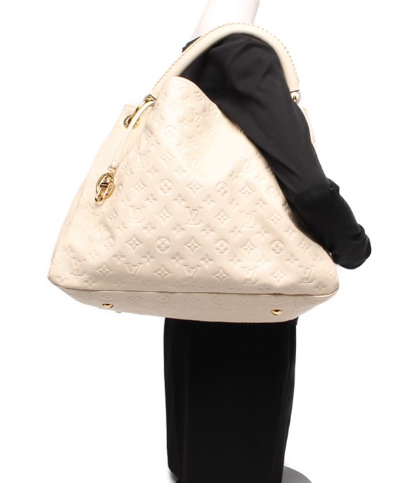 8 Louis Vuitton Shoulder Bag Artsy MM Empreinte Leather White