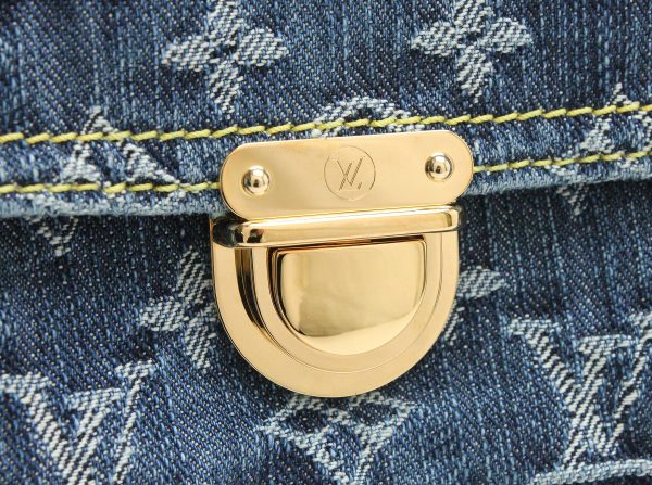 8 Louis Vuitton Monogram Denim Bum Bag Waist Bag Body Bag