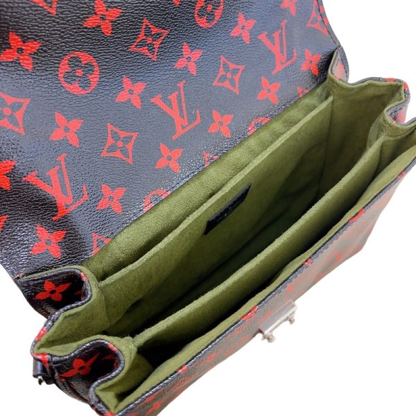 9 Louis Vuitton Pochette Metis MM Black Red