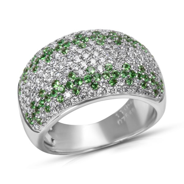 005953 av BRAND NEW Diamond and Peridot Fashion Ring in 18K White Gold 110 CTW