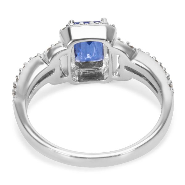 007600 bv Sapphire and Diamond Vintage Style Ring in 14K White Gold 038 CTW