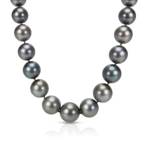 034362 fv 5afe6297 390f 4a26 aeba b3bc3244bc1d Estate Tahitian Black Pearl Necklace