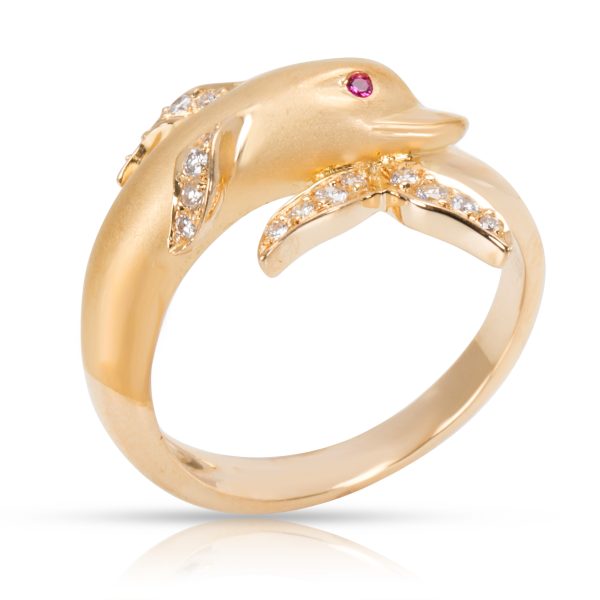 097952 pv 4b1b7f51 263a 44b2 be95 cdbdfd963896 Carrera y Carrera Textured Dolphin Diamond Ring in 18K Yellow Gold 01 CTW