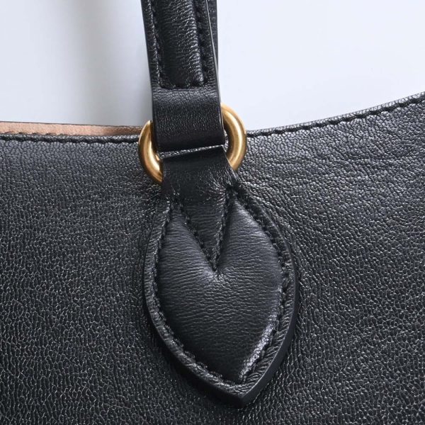 10 Gucci Leather Double G Small Tote Bag Black