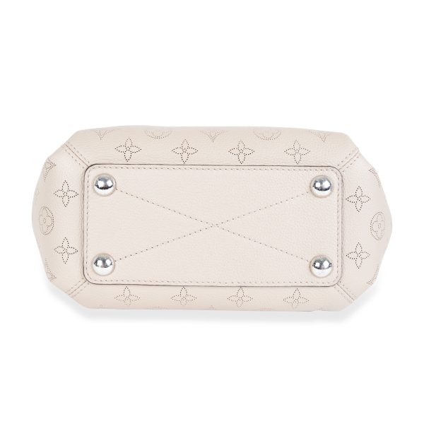 105797 ad1 4809254d e832 4b86 9a52 7646527da866 Louis Vuitton Creme Mahina Leather Babylone BB Chain Shoulder Bag