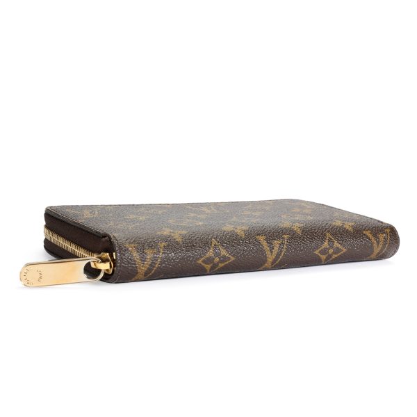 106625 stamp Louis Vuitton Monogram Canvas Zippy Wallet