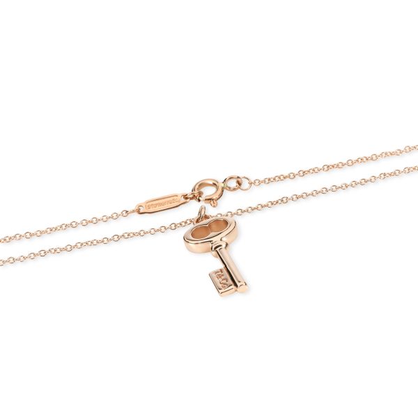 106782 clasp ffe27529 e0bb 41b9 ae4b 775e0c18f8ba Tiffany Oval Mini Keys Necklace in 18K Rose Gold