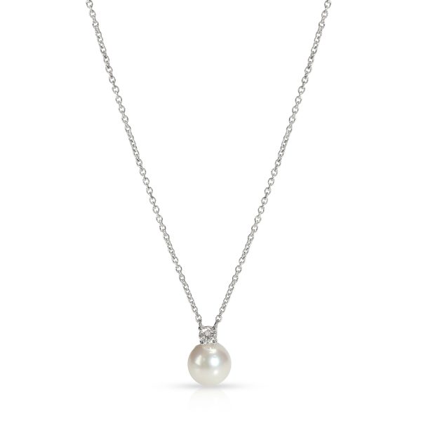 106823 fv 3a8187f9 0f4e 4aab ad86 a7a154d0ba61 Tiffany Signature Pearl Diamond Necklace in 18K White Gold