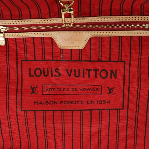 106852 ad2 53d967e3 bd58 450a 9b81 dce0a9b1a3fe Louis Vuitton Monogram Canvas Neverfull MM