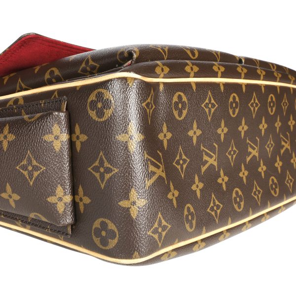 107074 clasp e037e550 5eff 4a10 aca0 51ee796e5211 Louis Vuitton Monogram Canvas Multipli Cité Bag