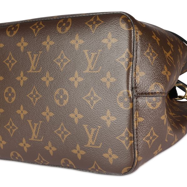 108519 box ef0596e2 b69f 4193 b634 3cb2ed41b830 Louis Vuitton Monogram Canvas Black Leather NéoNoé MM