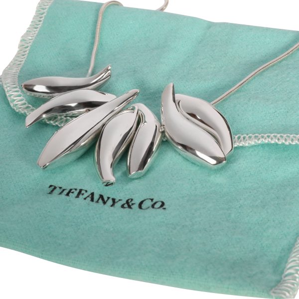 109634 box Tiffany Co Frank Gehry Seven Fish Necklace in Sterling Silver