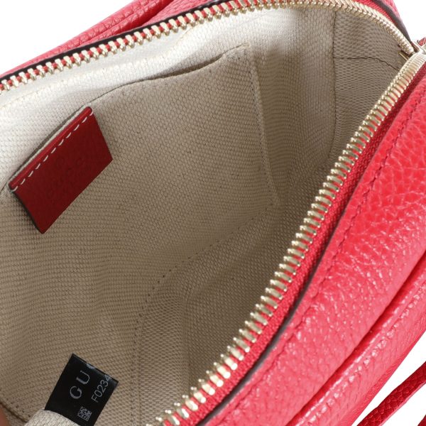 109773 ad2 Gucci Red Pebbled Leather Soho Disco Bag