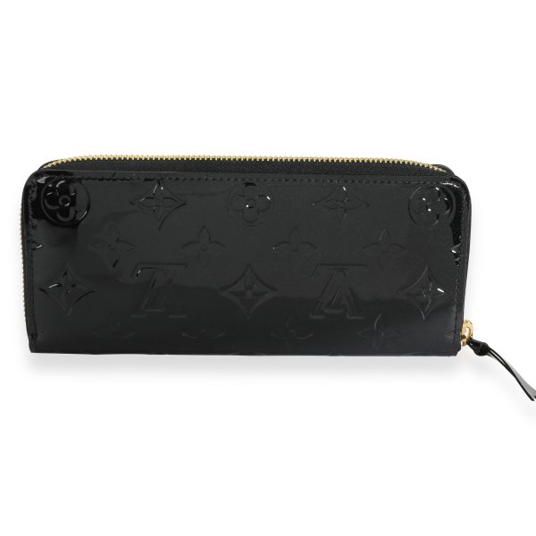 109775 pv a135edf9 0156 4443 858d 94a524e686da Louis Vuitton Black Monogram Vernis Zippy Wallet