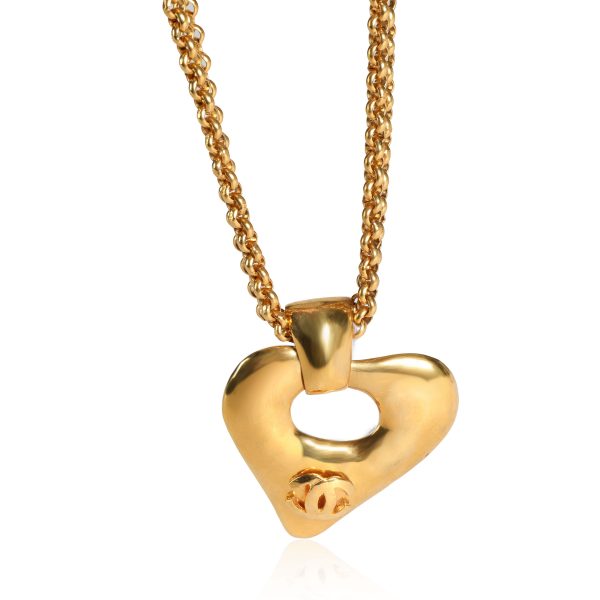 109874 fv Vintage Chanel 93P Heart Necklace