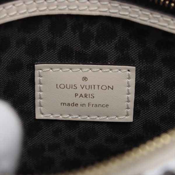 11 Louis Vuitton Heart Speedy 25 Bandouliere Crème White