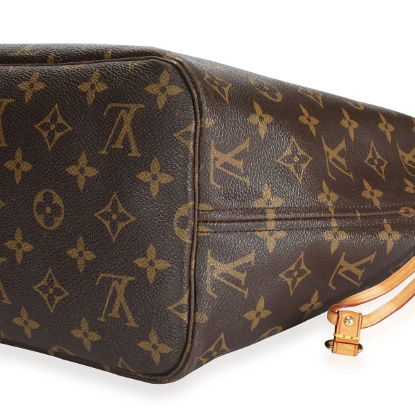 110247 clasp Louis Vuitton Monogram Canvas Neverfull MM