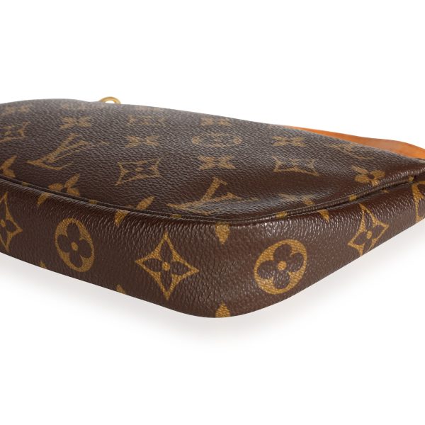 111071 box 92494577 4b06 4209 907d 8a4d9b516cd7 Louis Vuitton Monogram Canvas Pochette Accessoires