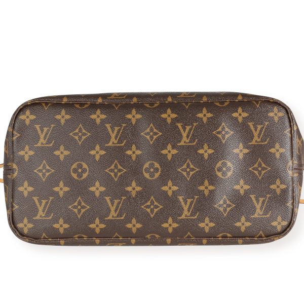 111779 stamp Louis Vuitton Monogram Canvas Neverfull MM