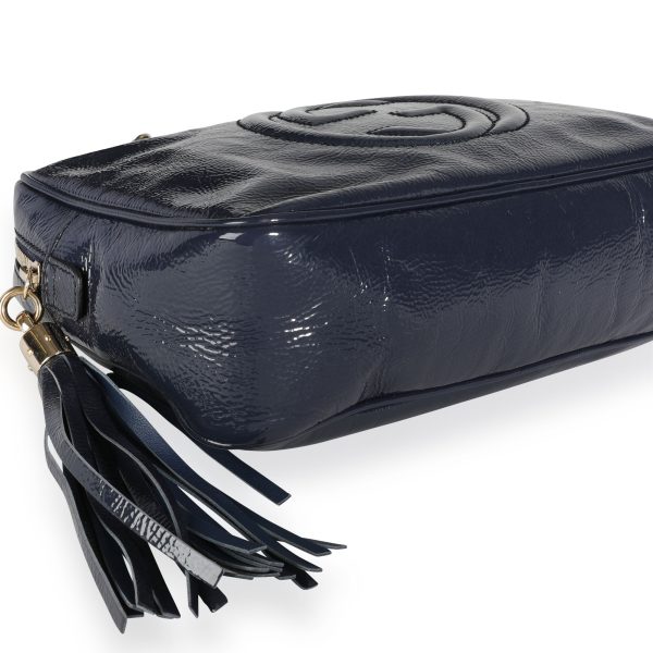 111855 clasp Gucci Navy Crinkled Patent Leather Small Soho Bowler