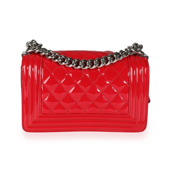 112164 pv 5901326d 497d 4702 ae2d 7a5762c2f28b Chanel Red Quilted Patent Leather Plexiglass Small Boy Bag