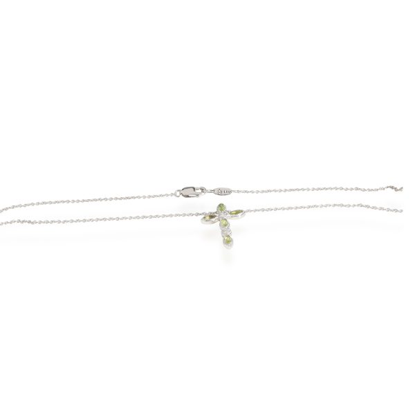 112774 clasp 8239a0b3 23b3 4a2a 80b5 74655d8ecd71 14K White Gold My Story Diamond Peridot Cross Pendant 09 Ctw