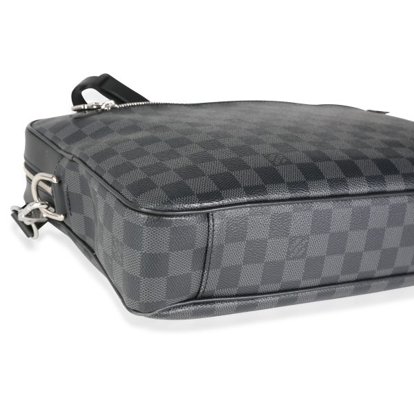 114275 clasp Louis Vuitton Damier Graphite Porte Documents Business MM