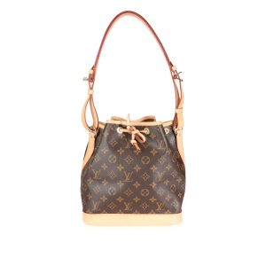 114297 fv eb79e1f8 f115 4c12 88cc a17a1ad95566 LOUIS VUITTON Monogram PVC True Toilet Brown