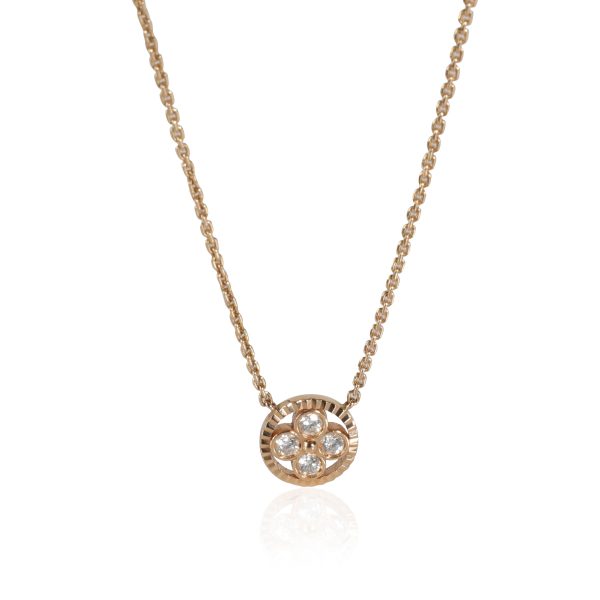 114304 fv Louis Vuitton Blossom BB Diamond Pendant in 18K Rose Gold 02 CTW