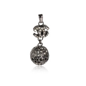 114944 fv Chanel CC Pendant With Blackened Metal and Crystals