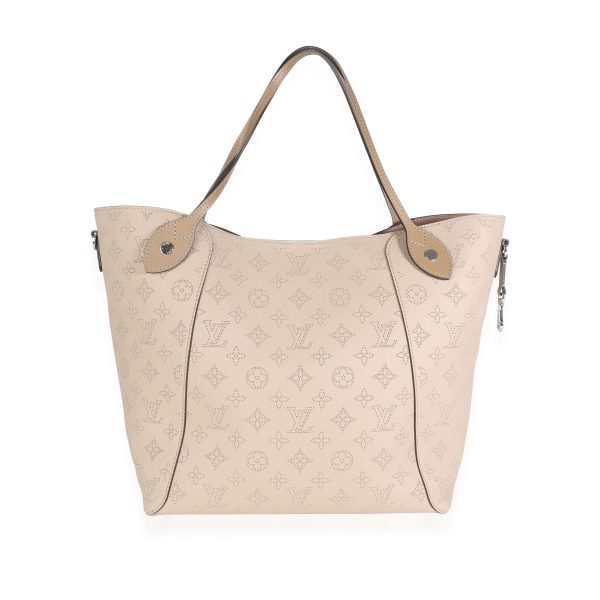 115923 pv Louis Vuitton Galet Gray Mahina Leather Hina MM