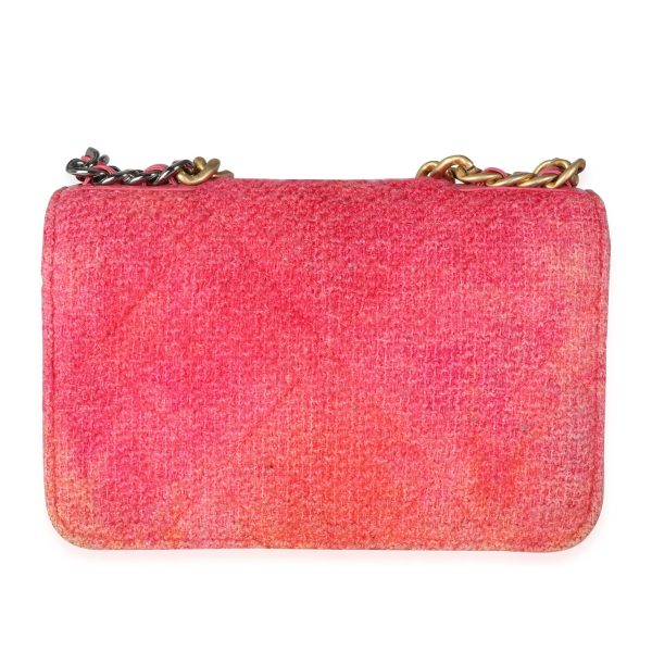 116303 pv Chanel Pink Boucle Chanel 19 Wallet on Chain