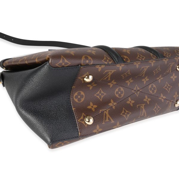 116665 clasp 5de510b6 efce 407e aa0a 9e33b7076540 Louis Vuitton Black Leather Monogram Canvas Soufflot MM