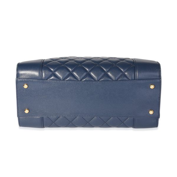 117677 box 3a11b4f4 696e 4bf0 a8c9 fdd56ac66144 Chanel Navy Quilted Leather Mademoiselle Vintage Shopping Tote