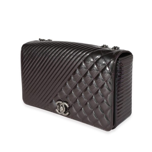 117956 sv 3c5c087a a6c2 4daf b269 ab4ace1c7dc8 Chanel Metallic Purple Quilted Patent Leather Large Coco Boy Flap Bag