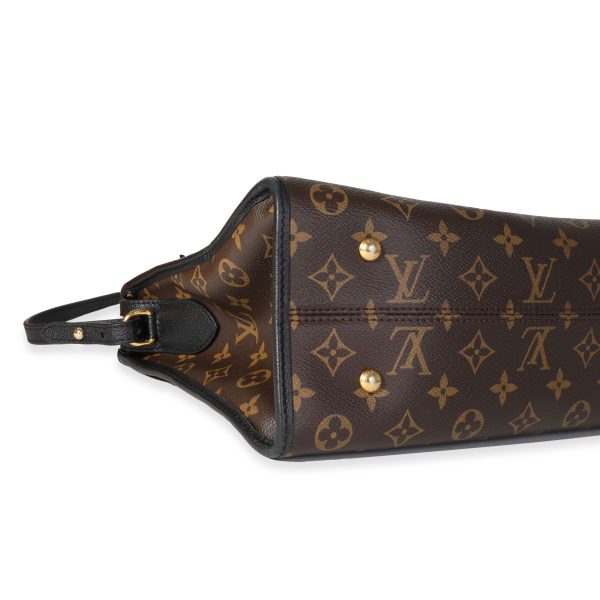 117990 clasp 5d472f4f 486e 4ae3 8018 e42559020b1e Louis Vuitton Monogram Canvas Popincourt MM