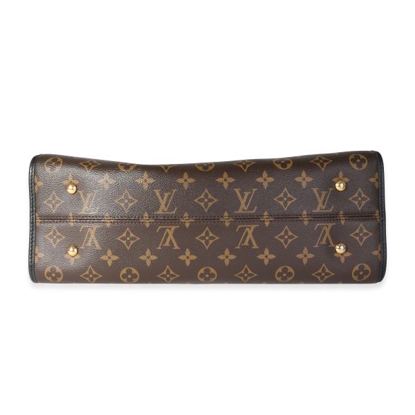 117990 stamp e41f3d5e 2aae 45bb a380 d7a1dc1cc821 Louis Vuitton Monogram Canvas Popincourt MM