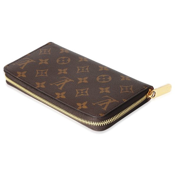 118252 stamp Monogram Canvas Zippy Wallet