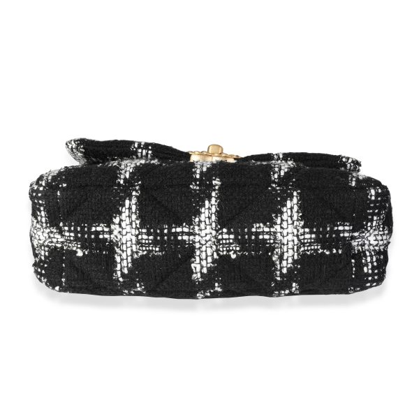 118562 stamp 2152b939 852b 4256 9613 3ac48ded12e7 Chanel Black White Tweed Quilted Medium Chanel 19 Flap