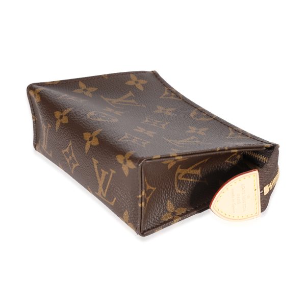 119279 box d8268496 c193 4339 b87d 550b970c3290 Louis Vuitton Monogram Canvas Toiletry Pouch 15