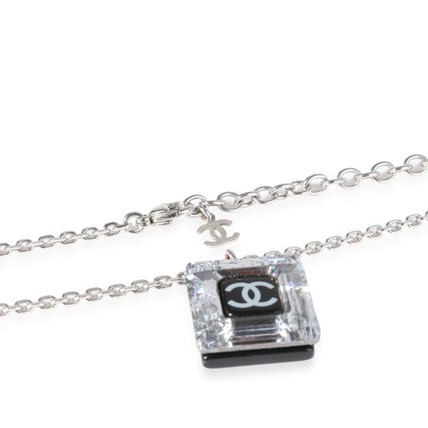 119382 clasp Chanel Silver Tone Crystal CC Pendant