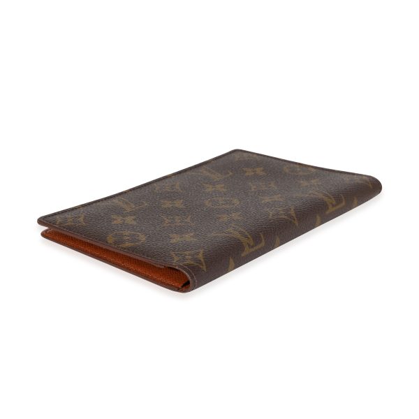 119494 clasp f1f0fc82 7b2e 4774 a733 26c8c6d0ecc1 Louis Vuitton Vintage Monogram Canvas Pocket Organizer