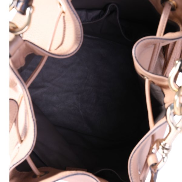 119499 av Gucci Beige Pebbled Leather Miss Bamboo Bucket Bag